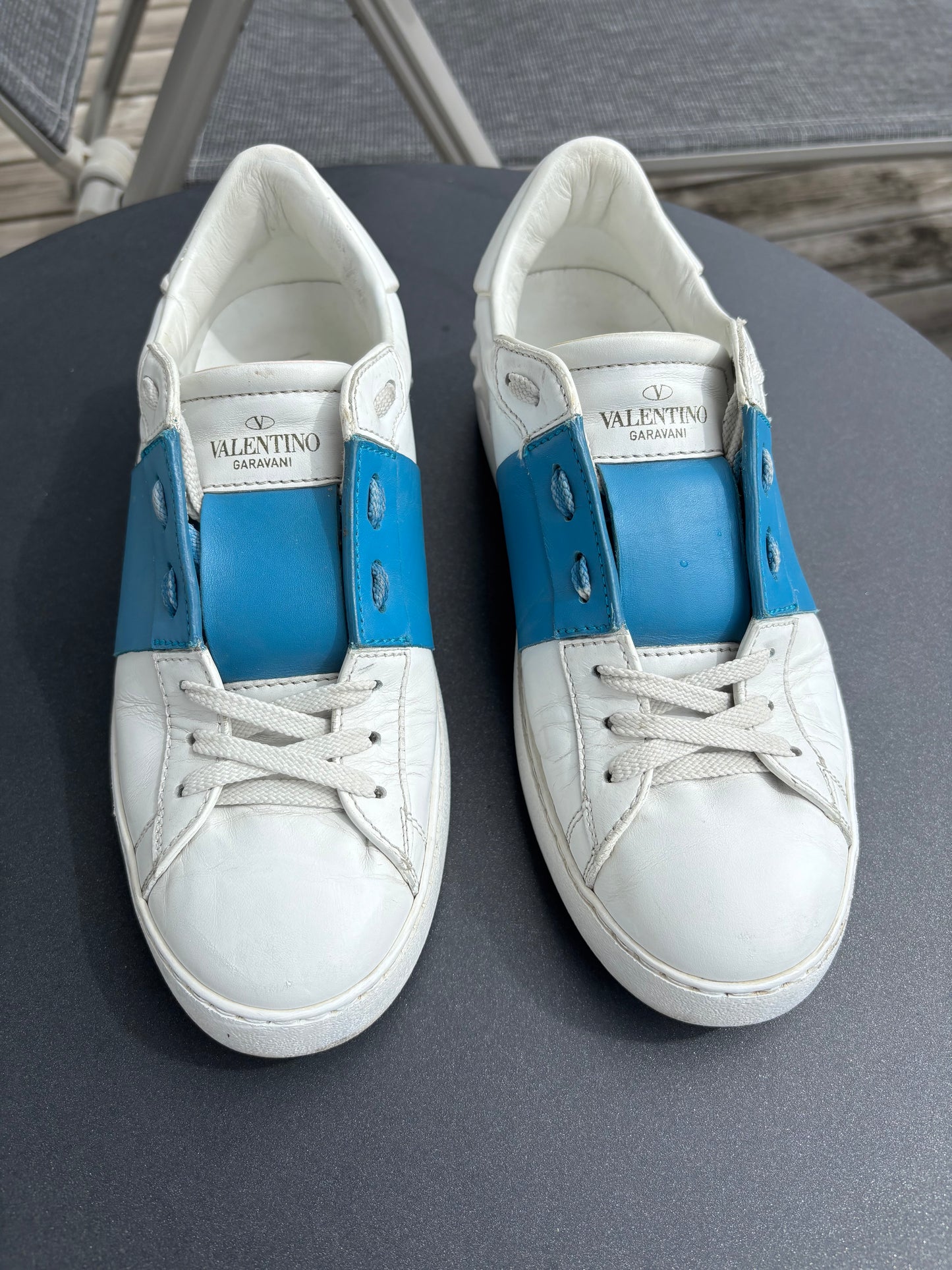 Valentino open