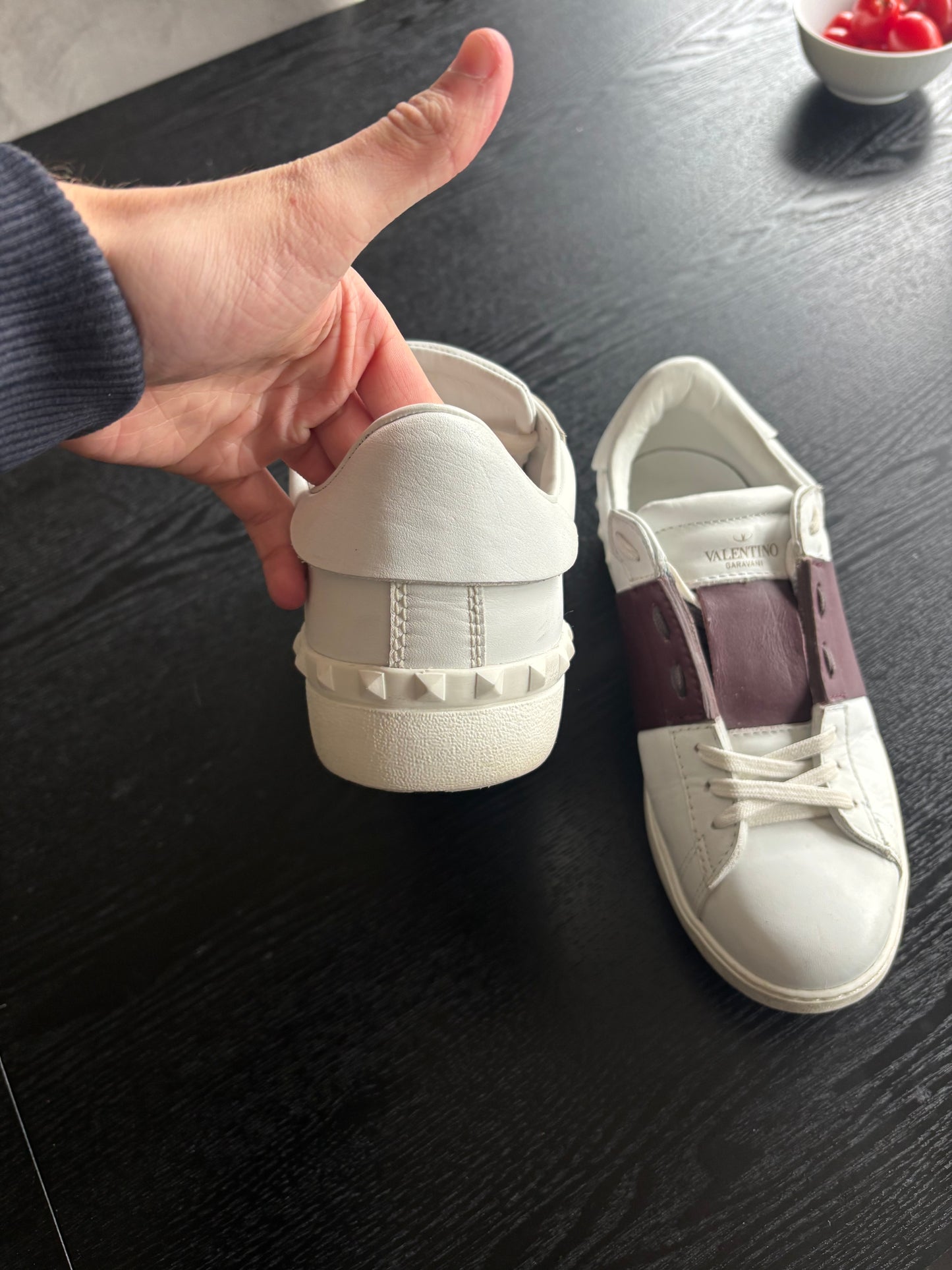 Valentino open