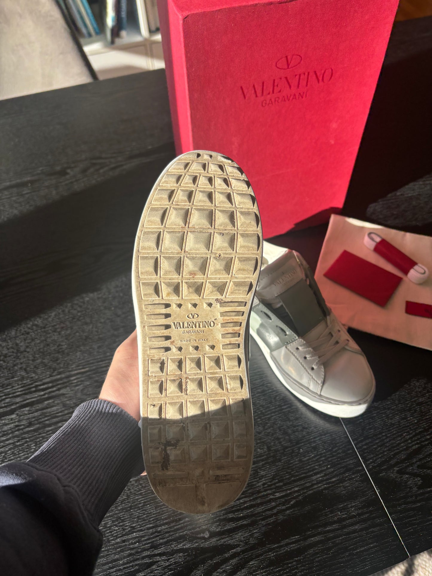 Valentino open Light grey